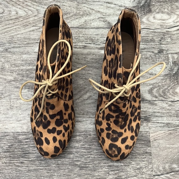 Bella Marie Leopard Wedges - Picture 3 of 6